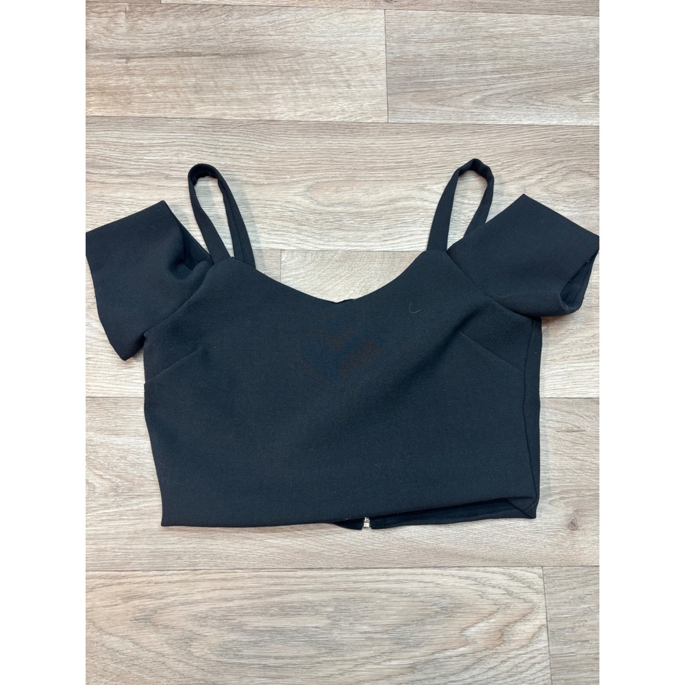Bishop + Young Black Cold Shoulder Crop Top Sweetheart Zip Back Small